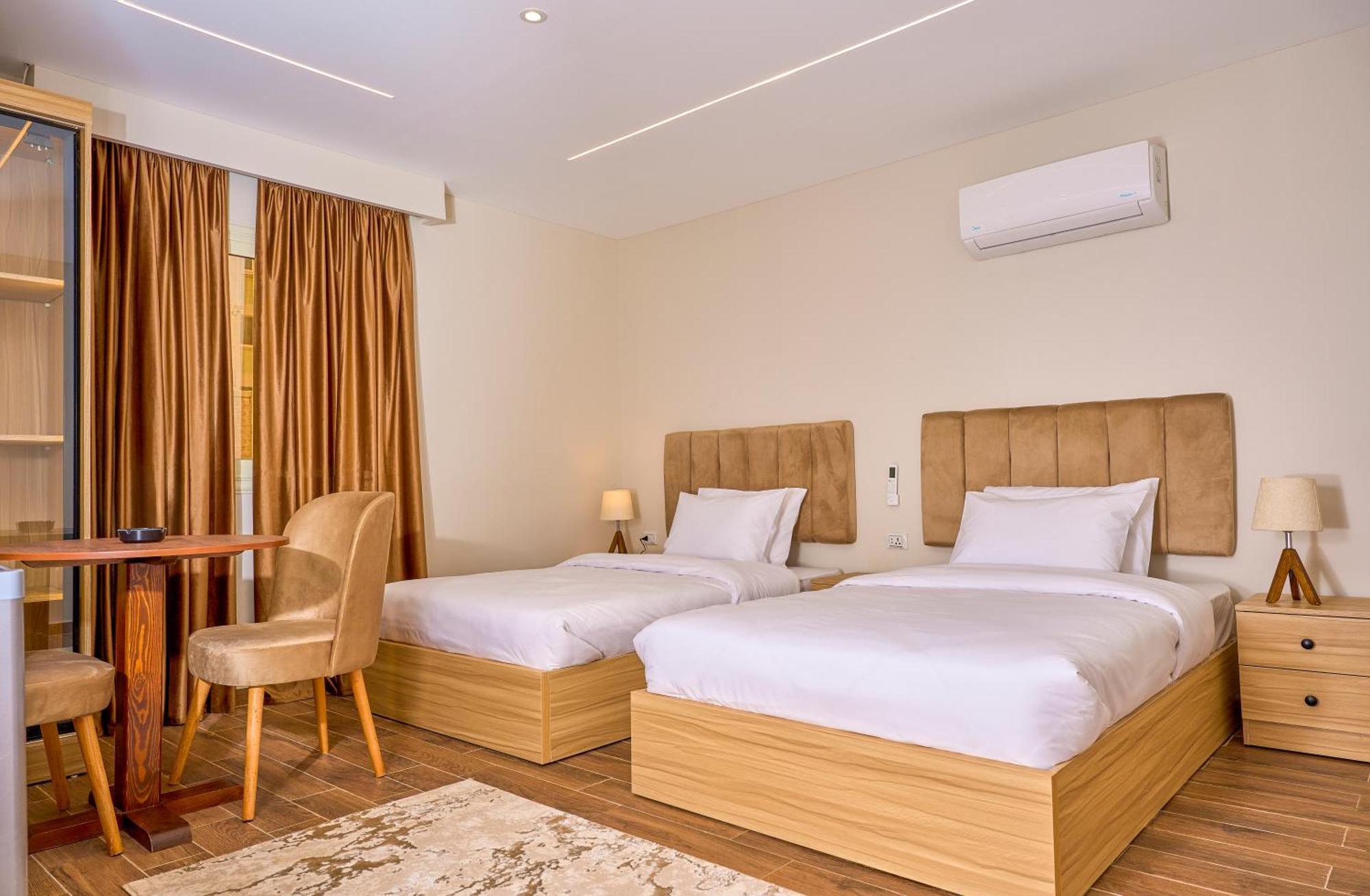 Rotana Pyramids View Hostel Nazlet el-Sisi Ngoại thất bức ảnh